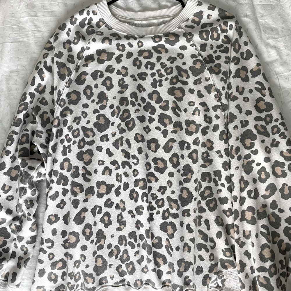 oversized cheetah sweatshirt/sweater